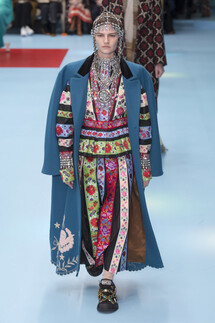 Gucci Fall 2018 Ready-to-Wear , Гуччи осень зима 2018 , Fashion show , неделя моды в Милане , MFW , Mainstyles
